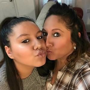 Meet your Posher, Azalia brewster martinez